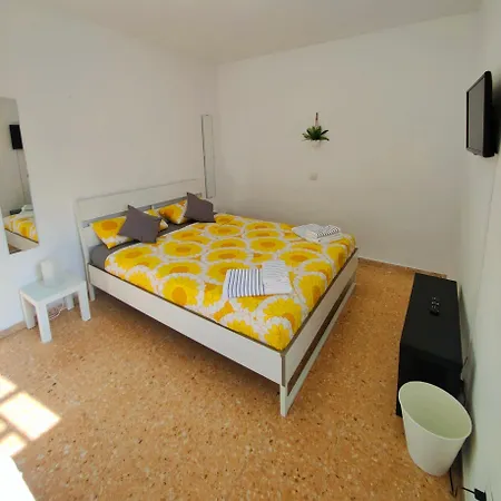 Ana's House - In Private אכסניה *